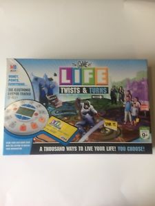 2007 THE GAME OF LIFE-TWISTS AND TURNS With Electronic LIFEPod And VISA  Cards